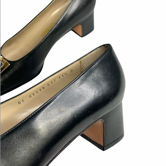 salvatore Ferragamo Goldtone Hardware Leather Shoes Block Heels - Picture 5 of 8